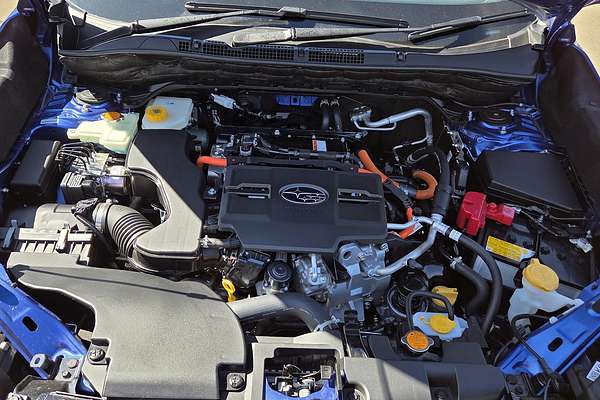 2025 Subaru Forester Hybrid Touring S6