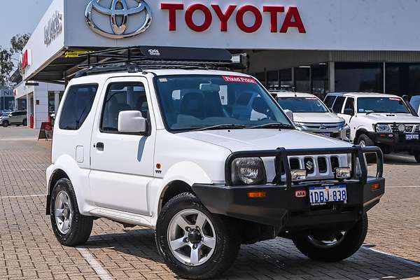 2008 Suzuki Jimny SN413 T6