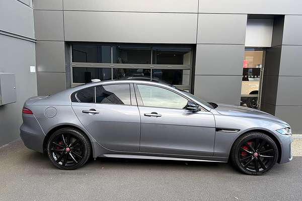 2021 Jaguar XE P300 R-Dynamic Black X760