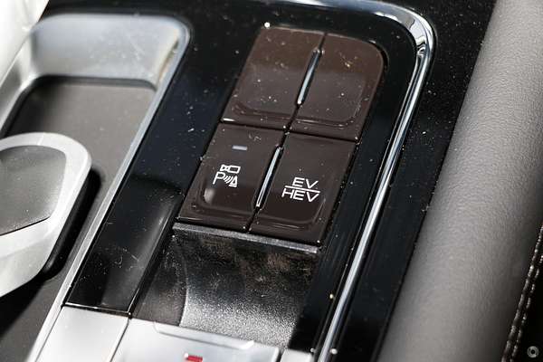 2025 GWM Cannon Alpha Lux PHEV P05 4X4