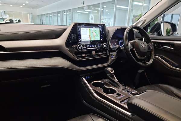 2022 Toyota Kluger Grande GSU75R