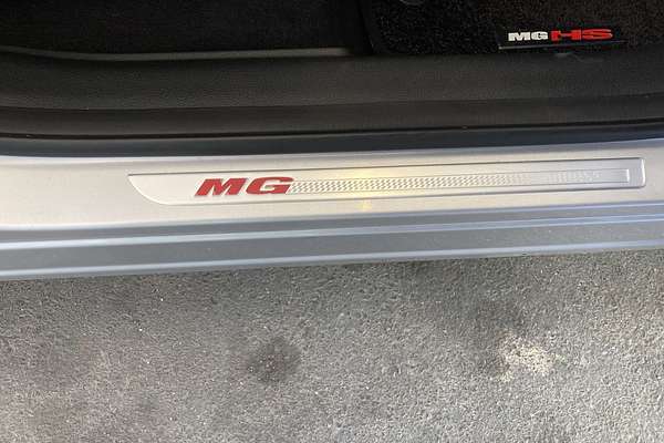 2023 MG HS Excite SAS23