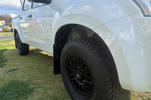 2017 Isuzu D-MAX SX 4X4