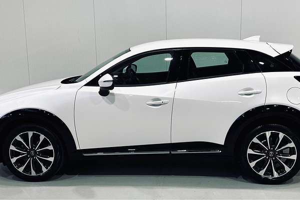 2022 Mazda CX-3 sTouring DK