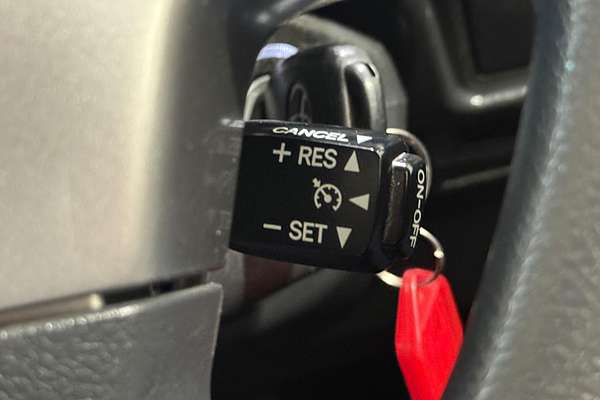 2017 Toyota Hiace KDH201R LWB