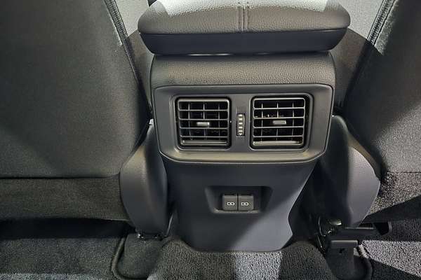 2025 Toyota RAV4 GXL AXAH52R