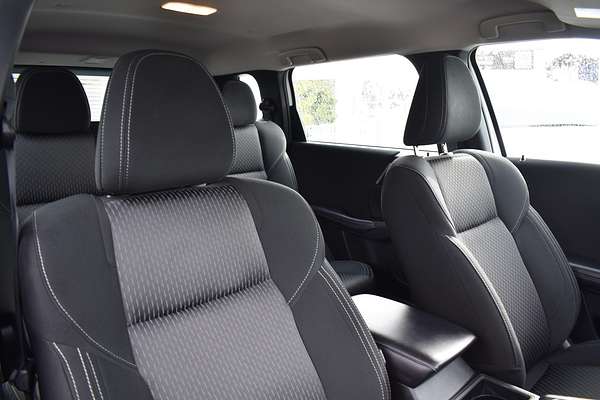 2024 Mitsubishi Outlander ES ZM