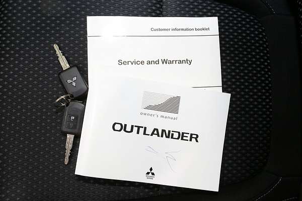 2016 Mitsubishi Outlander LS ZK