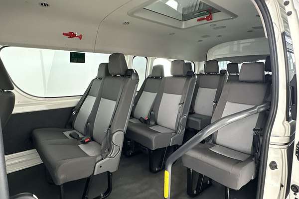 2019 Toyota Hiace Commuter GDH322R