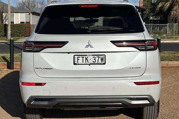 2025 Mitsubishi Outlander Exceed ZM