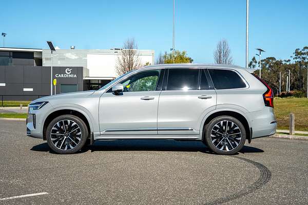 2025 Volvo XC90 Ultra B5 Bright