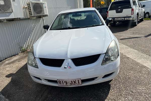 2004 Mitsubishi Magna ES TL
