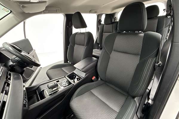 2023 Mitsubishi Outlander ES ZM