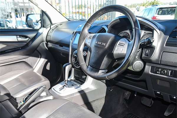 2015 Isuzu MU-X LS-T