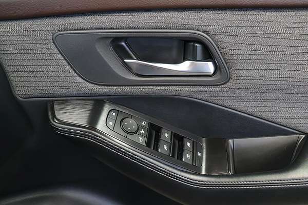 2024 Nissan X-TRAIL ST T33