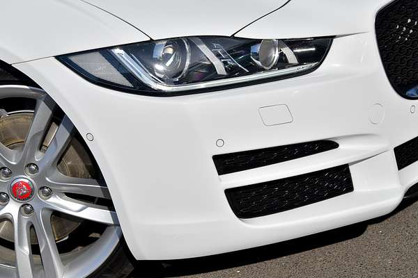 2015 Jaguar XE 25t R-Sport X760