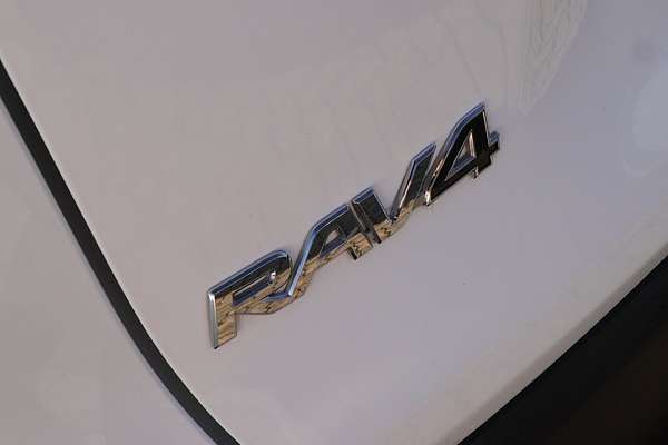2020 Toyota RAV4 GXL MXAA52R