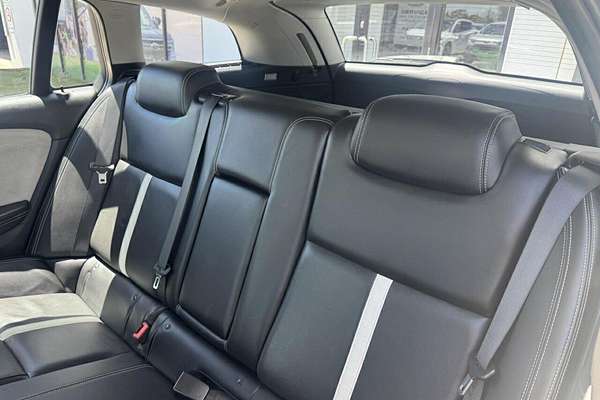 2023 GWM Tank 300 Ultra Hybrid P01