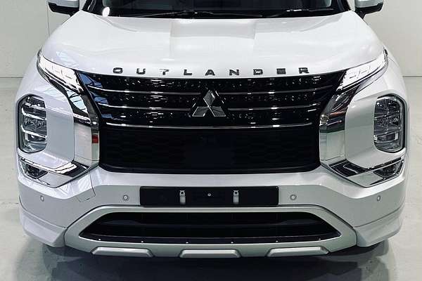 2022 Mitsubishi Outlander PHEV Exceed ZM