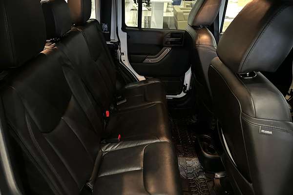2018 Jeep Wrangler Unlimited Sport JK