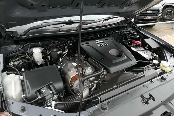 2017 Mitsubishi Triton GLX MQ 4X4