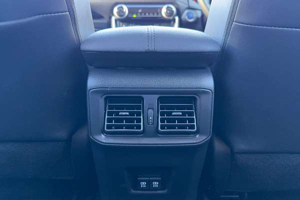 2021 Toyota RAV4 Cruiser AXAH52R