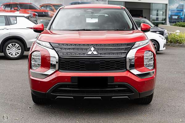 2025 Mitsubishi Outlander LS ZM
