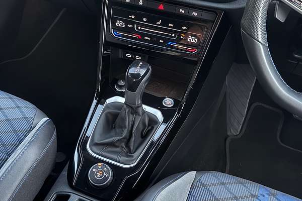 2022 Volkswagen T-Roc R Grid Edition D11