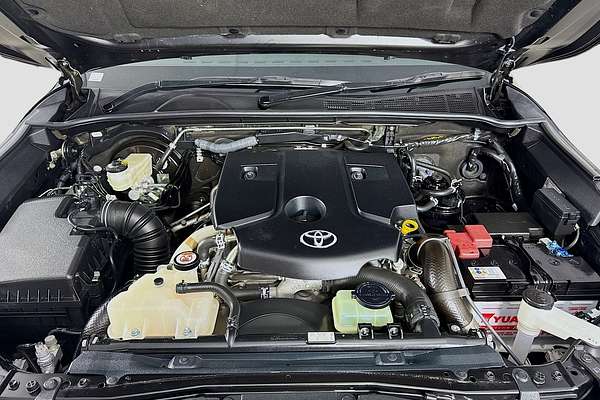 2021 Toyota Hilux SR5 GUN126R 4X4