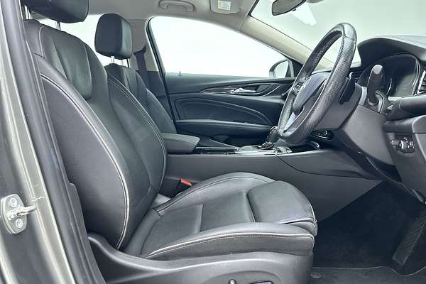 2018 Holden Commodore RS-V ZB