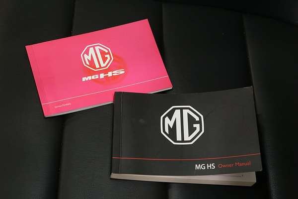 2024 MG HS Vibe SAS23