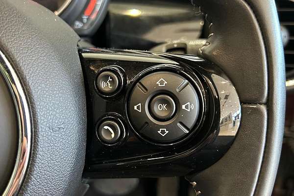 2018 MINI Hatch Cooper Kensington Edition F55 LCI