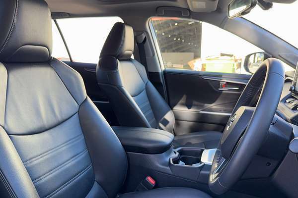 2021 Toyota RAV4 Cruiser AXAH52R