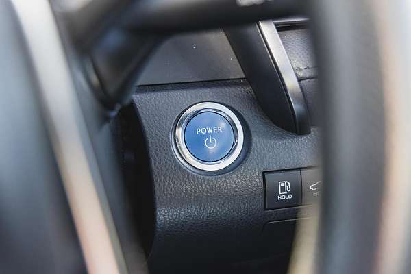2021 Toyota Camry Ascent AXVH70R