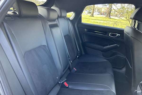 2022 Honda Civic VTi LX 11th Gen