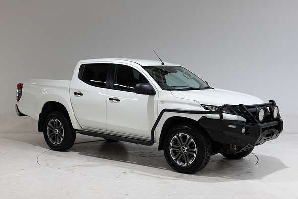 2021 Mitsubishi Triton GLX-R MR 4X4