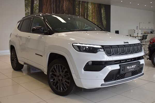 2023 Jeep Compass S-Limited M6