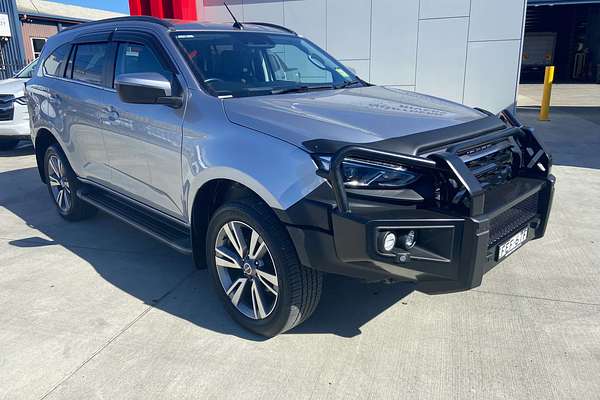 2023 Isuzu MU-X LS-T