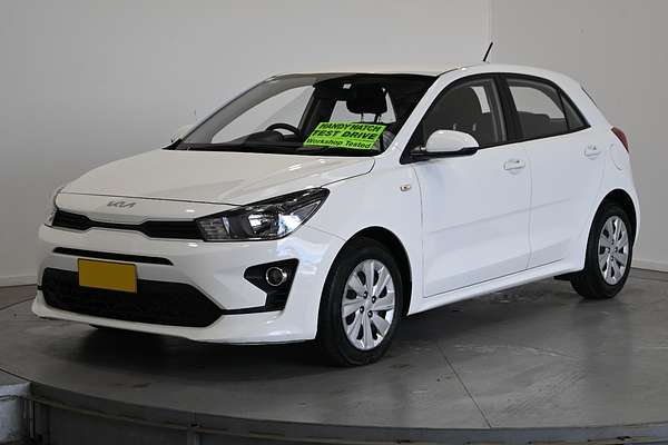 2022 Kia Rio 2022 H8S6K461FDD892