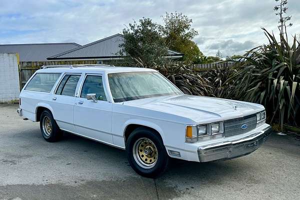 1991 Ford CROWN VICTORIA