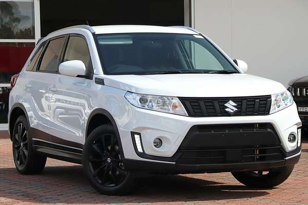 2023 Suzuki Vitara Shadow LY Series II