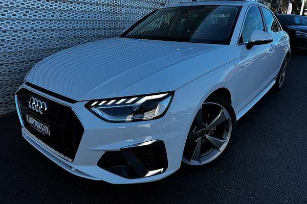 2024 Audi A4 35 TFSI S line B9