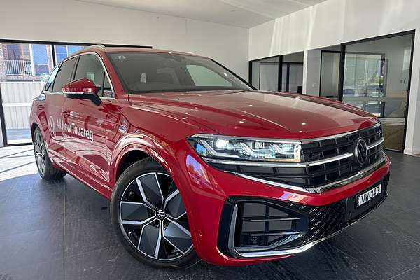 2024 Volkswagen Touareg 210TDI R-Line RC