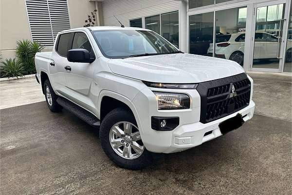 2023 Mitsubishi Triton GLX+ MV 4X4