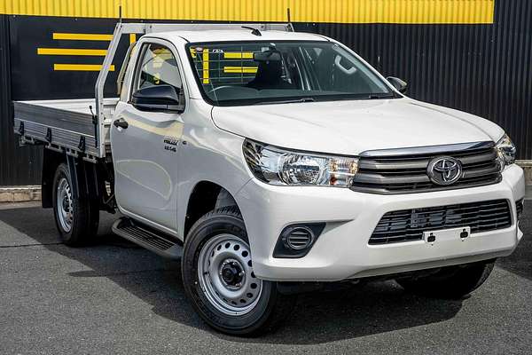 2018 Toyota Hilux SR GUN126R 4X4