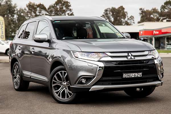 2017 Mitsubishi Outlander Exceed ZK