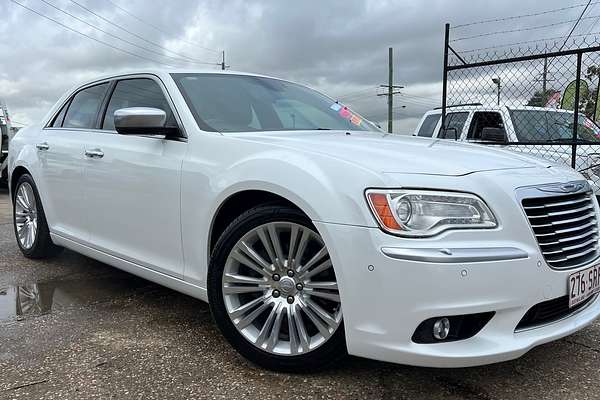 2012 Chrysler 300 C Luxury MY12