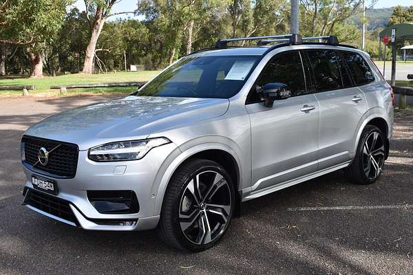 2021 Volvo XC90 B6 R-Design