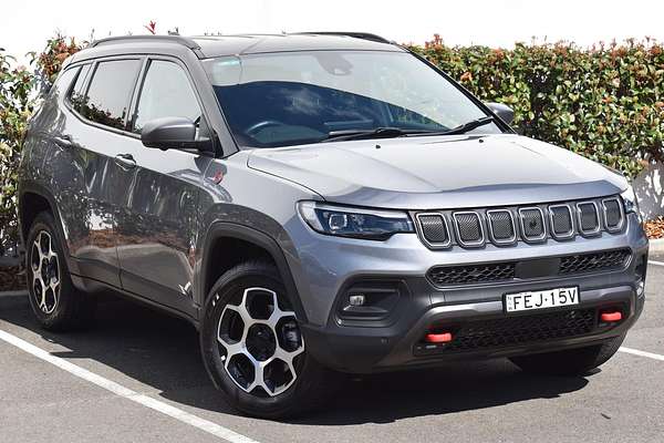 2023 Jeep Compass Trailhawk M6