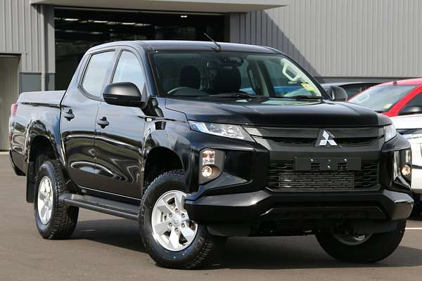 2023 Mitsubishi Triton GLX+ MR 4X4